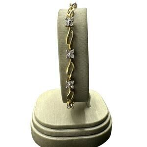 10K Yellow Gold Illusion Set .40cttw Diamond Flower Bracelet (18356)